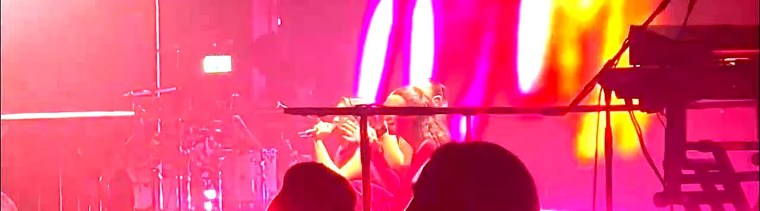 FLO