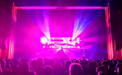Zhu